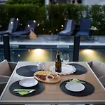 First Apartman *