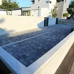 Apartman First